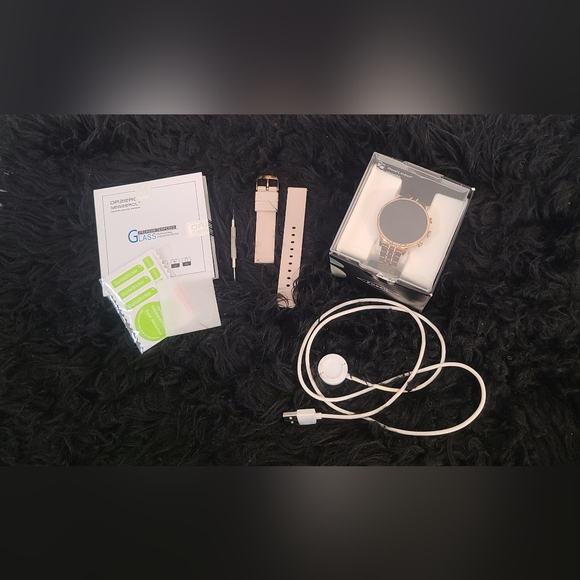 Fossil Gen 6 42mm Rose gold smartwatch - Picture 6 of 8